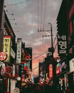 Urban Observation as Interior Design Method: Reading Cities, Building Atmosphere